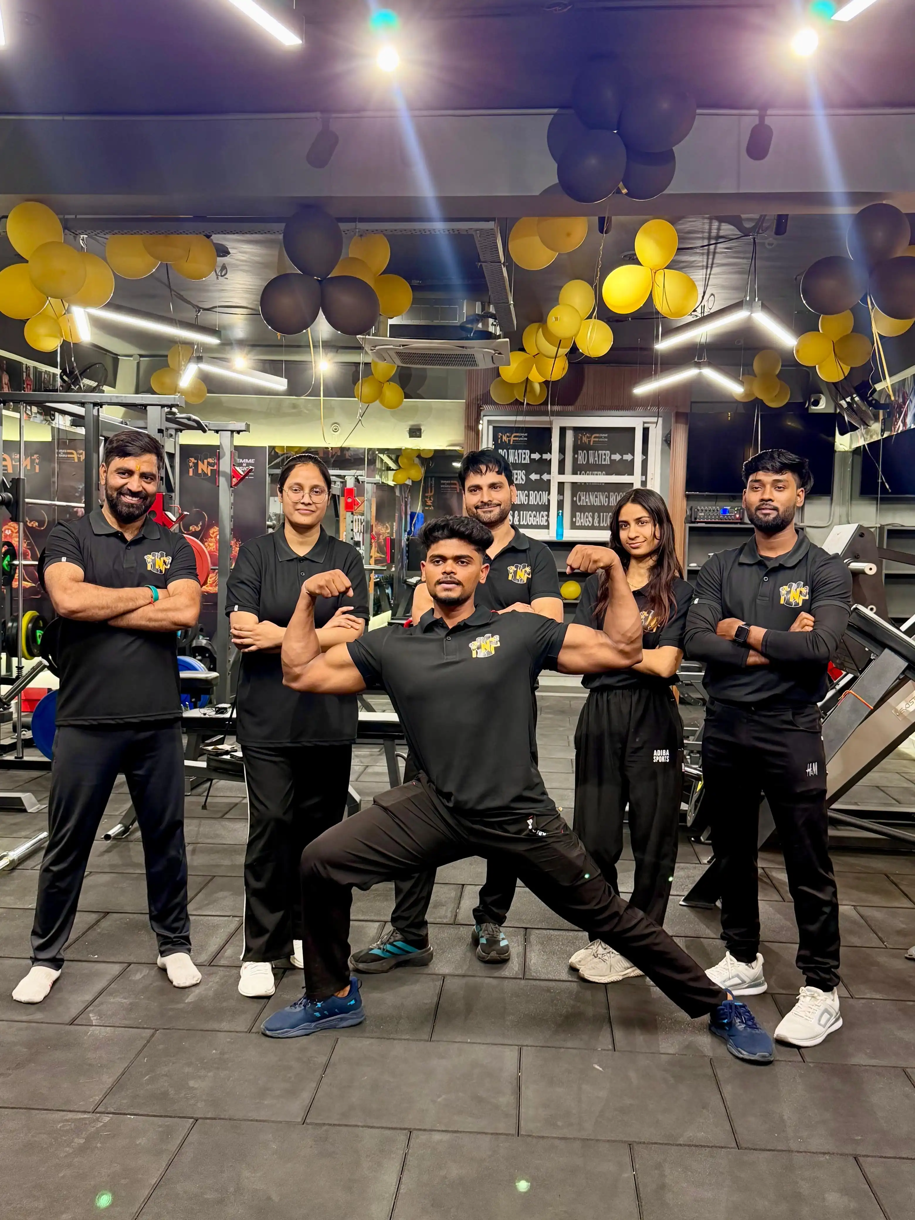 STRENGTH WORKOUTS WITH EXPERTS